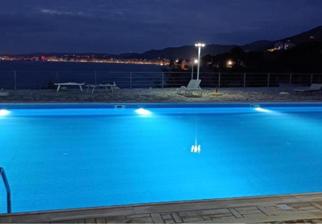 דירות Vlorë Sunset House מראה חיצוני תמונה
